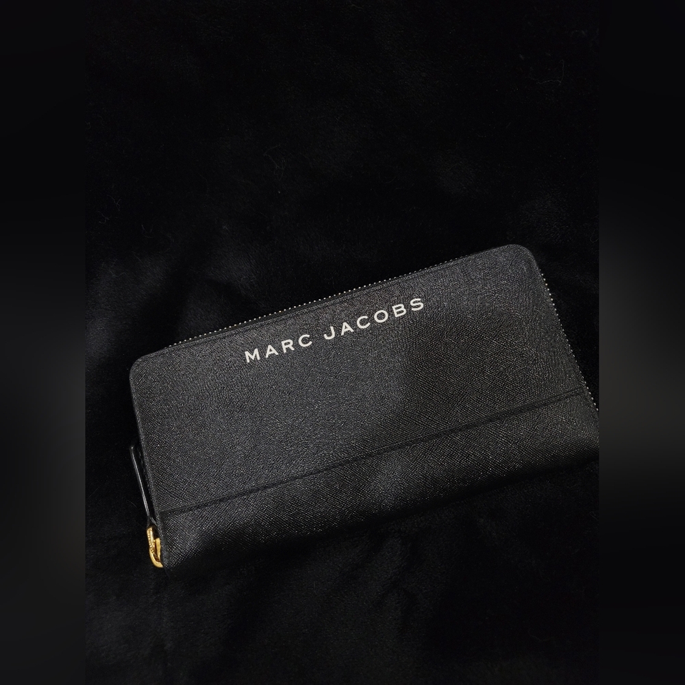 SOLD on Mercari_Marc Jacobs Wallet